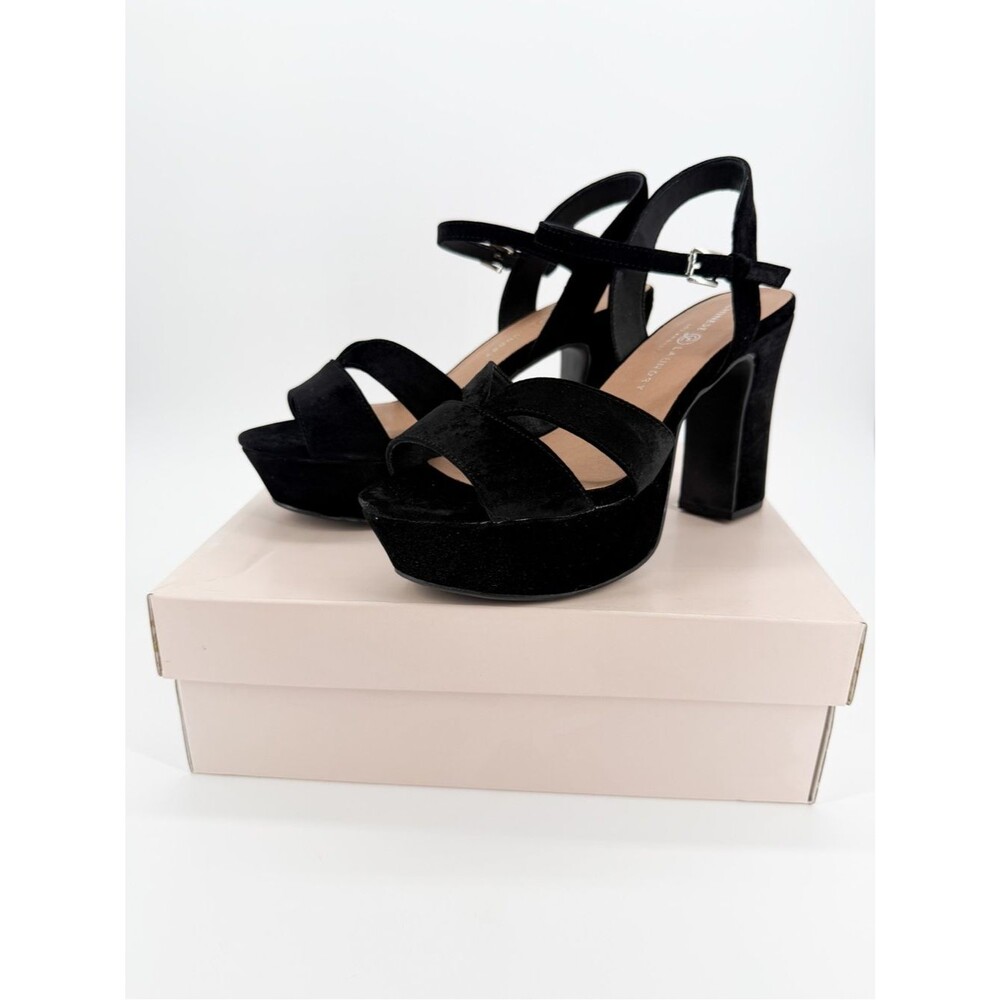 Chinese Laundry Daydreamer Velvet Platform Block Heel Sandals Black 10 NEW
